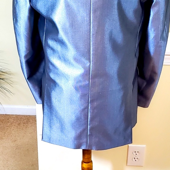 Vinci~2 Button Sharkskin Blazer - Picture 8 of 12